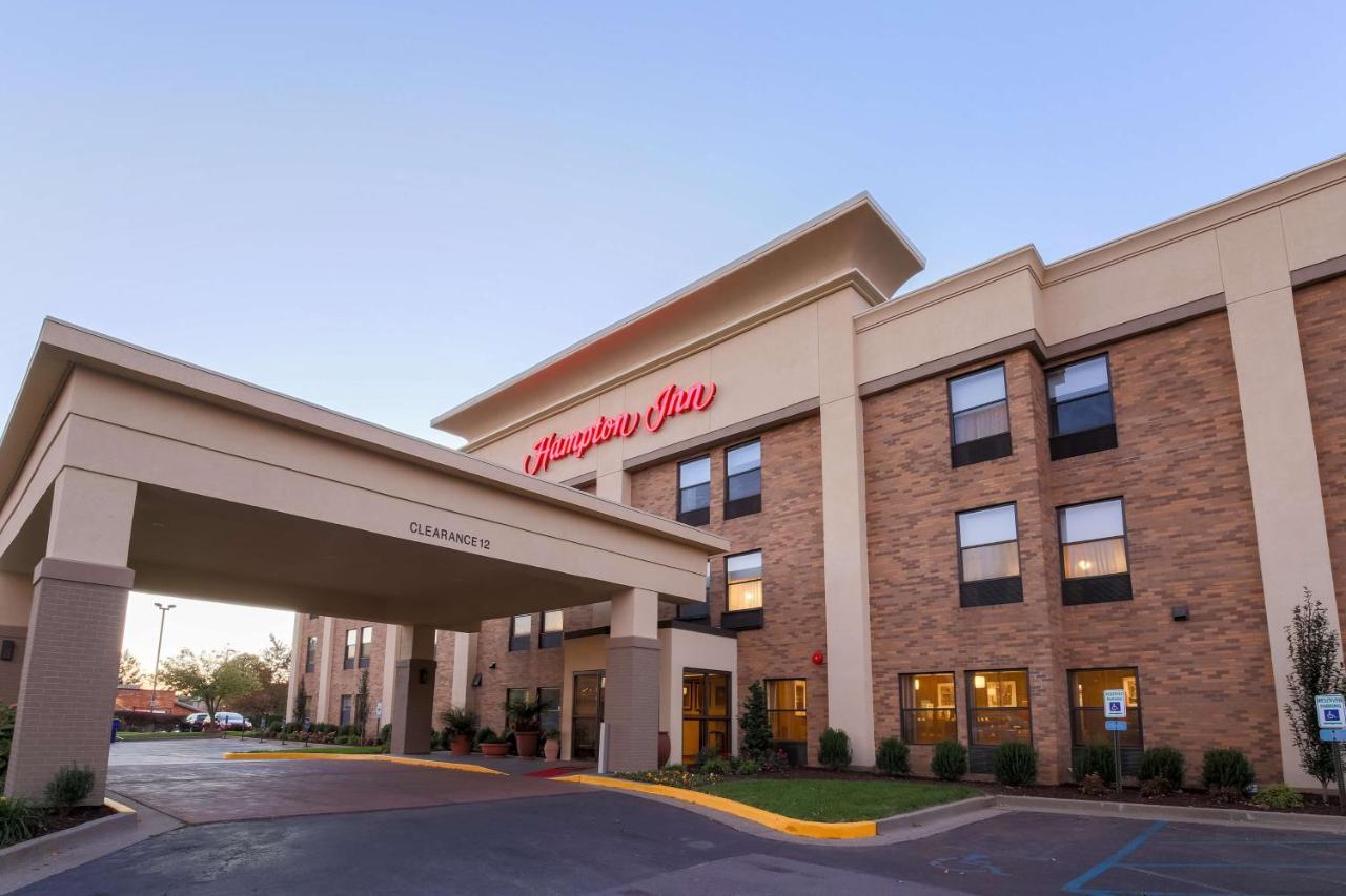 Hampton Inn Lexington South Buitenkant foto